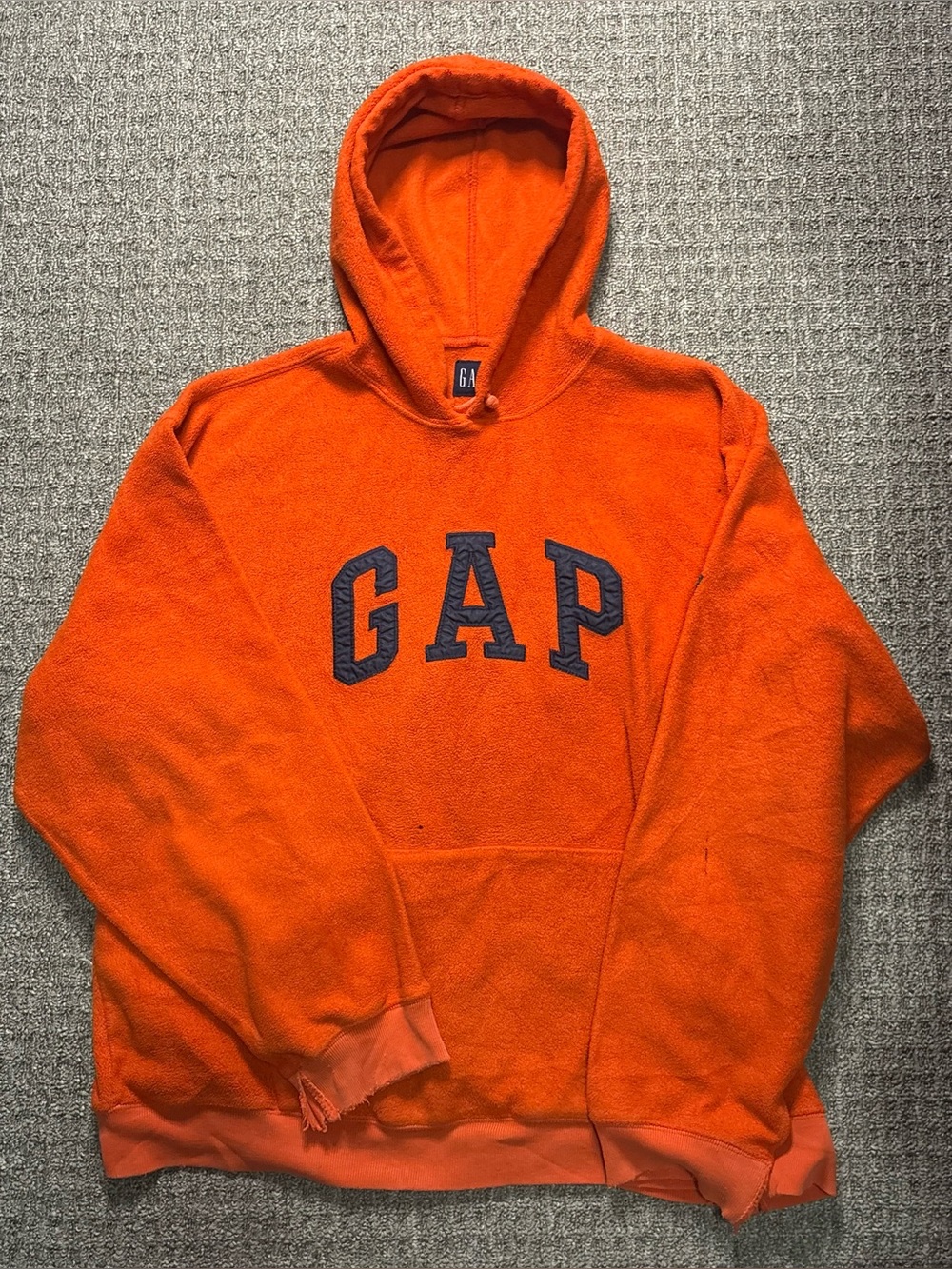 Y2K 2000s style GAP Fleece Spellout Hoodie | $20
